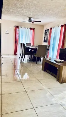 Zona de estar de Departamento completo en Acapulco Diamante