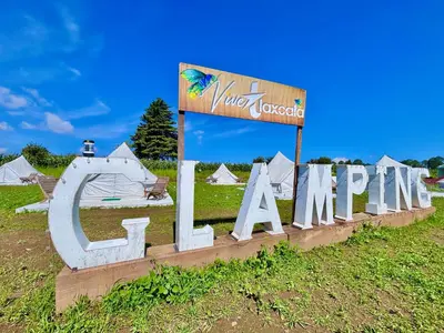 Certificado, premio, señal o documento que está expuesto en Glamping Vive Tlaxcala - Santuario de las luciérnagas