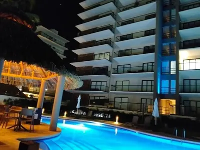 Piscina en o cerca de Acapulco Brake Rental