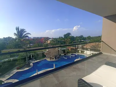 Piscina en o cerca de Acapulco Brake Rental