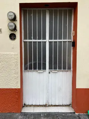 Plano de Departamento ampliio y centrico 2 habitaciones con balcon