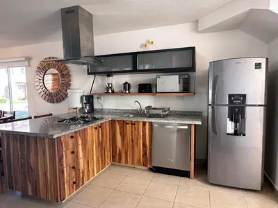 Una cocina o zona de cocina en Hermosa Villa Acapulco Zona Diamante
