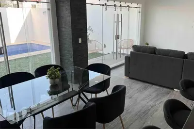 Zona de estar de Casa VillaTeques alberca jacuzzi