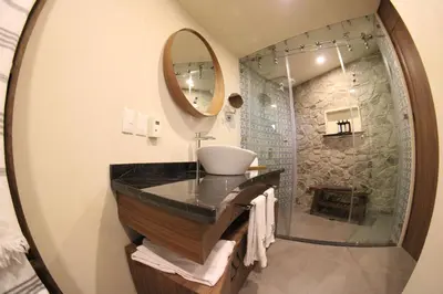 Un baño de Castello di Carlo - Suite Carlo VII
