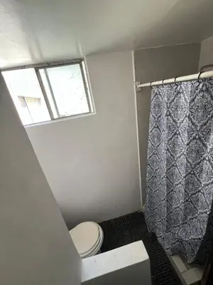 Un baño de BORAR PRUEBa