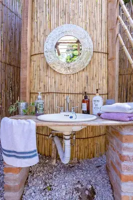 Un baño de New Natural Paradise Amazing Pet Friendly Cabin