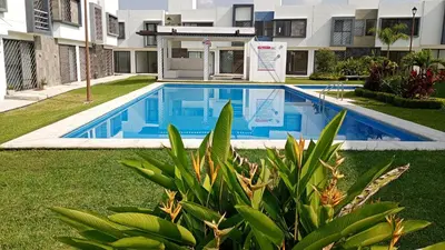 Piscina en o cerca de Casa Alcatraz con Alberca, Cuernavaca Morelos