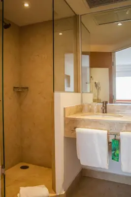 Un baño de One Cuernavaca
