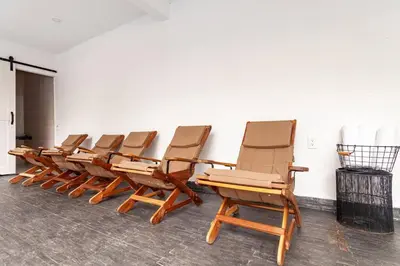 Plano de CASA VS Casa nueva con alberca jacuzzi y jardín