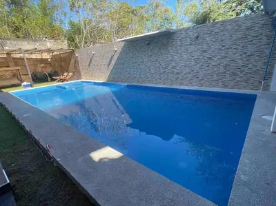 Plano de CASA VS Casa nueva con alberca jacuzzi y jardín