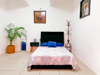 Plano de Center Rooms