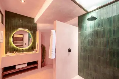 Un baño de Casa Yati