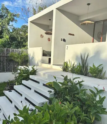 Jardín al aire libre en Kasa Koh