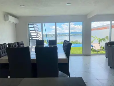 Plano de Casa con vista al lago de Tequesquitengo