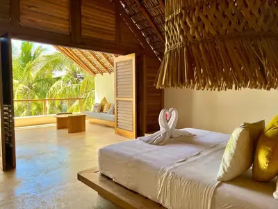 Cama o camas de una habitación en Casa Mona - Beachfront Luxury Villa - Verified Listing