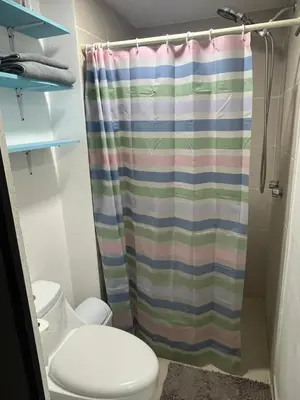 Un baño de Aeropuerto Pantitlán CDMX