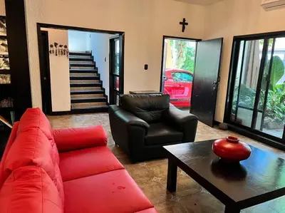 Zona de estar de Casa con alberca 685