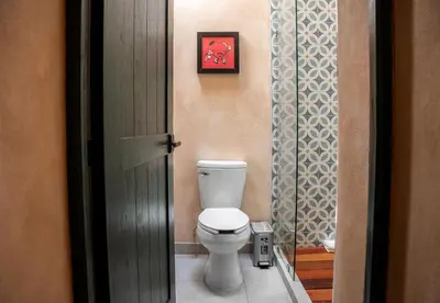 Un baño de Suite Raffaello: Diseño y Comodidad en ValQuirico