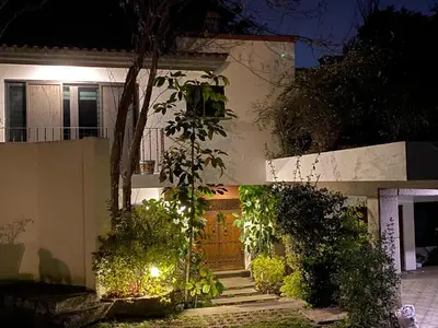 Jardín al aire libre en Casa ideal para familias o grupos