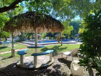 Jardín al aire libre en Playa Encantada