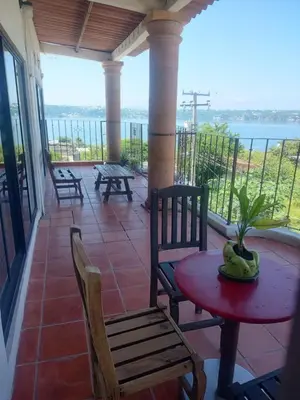 Un balcón o terraza de Hotel La Laguna