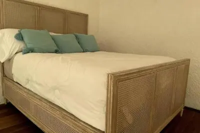 Cama o camas de una habitación en Bilbao Luxury Bungalow
