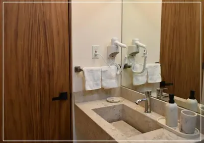 Un baño de Suite Ballena Hermoso alojamiento Familiar