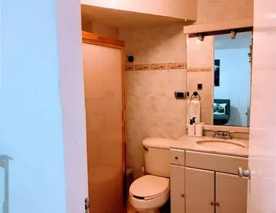 Un baño de Ubicadísimo departamento