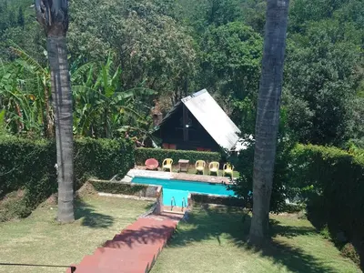 Jardín al aire libre en Cabañas el Haya