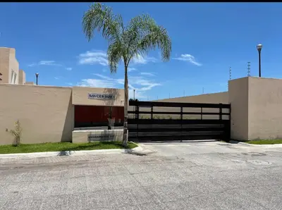Edificio en el que se encuentra el hostal o pensión