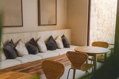 Zona de estar de Exclusivo Departamento con vista a la marina