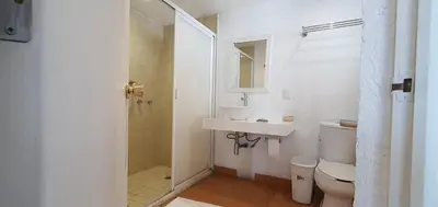 Un baño de Hotel Casa Piñón