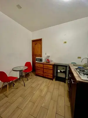Una cocina o zona de cocina en Verde