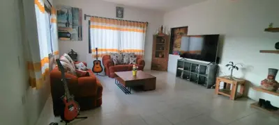 Una televisión o centro de entretenimiento en Depto Elvira