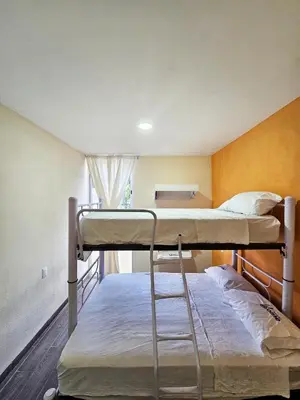Cama o camas de una habitación en Sensity Home Departamento 7, Colorido y amplio Familiar