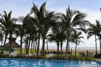 Piscina en o cerca de casa con club de playa