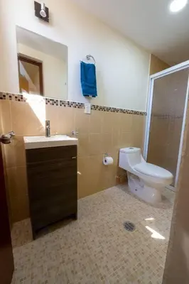 Un baño de Departamento a 2 minutos de la playa
