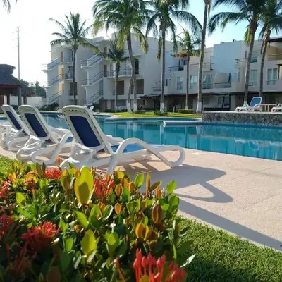 Hermosa Villa con recamara en PB