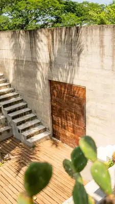 Plano de Casa Ōllama