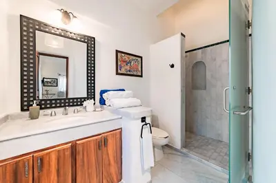 Un baño de 1042 - Villa Tres Hermanas
