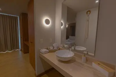 Un baño de Unnu