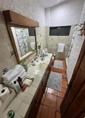 Un baño de Santuario Providencia