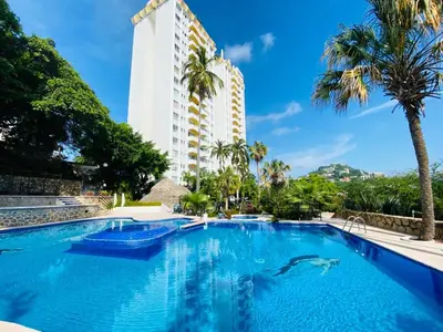 Piscina en o cerca de tres recámaras