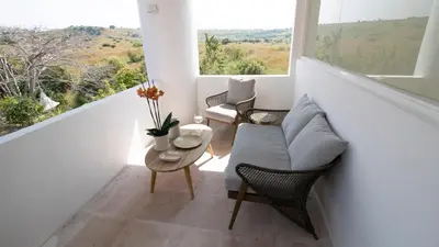 Zona de estar de Casita Perla Sustainable Villa with Mountain View, Long Pool, King, Grill