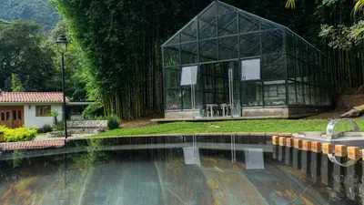 Jardín al aire libre en Boscana Forest Resort & Residence