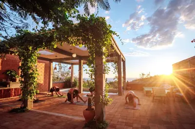 Clientes alojados en Coyote, 6BR Ocean View Villa, Playa del Amor