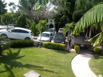 Jardín al aire libre en Casa Esperanza