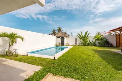 Piscina en o cerca de Hermosa casa de playa
