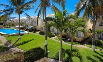 Piscina en o cerca de Departamento Acapulco Diamante Roof Garden-Jacuzzi