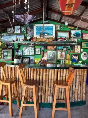 El salón o zona de bar de Casa Bastin